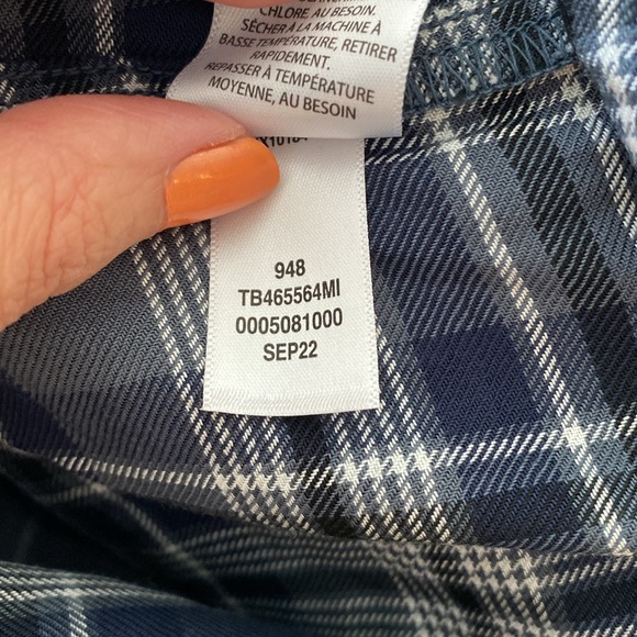 Treasure and Bond Boyfriend button up Size Small - Picture 10 of 10